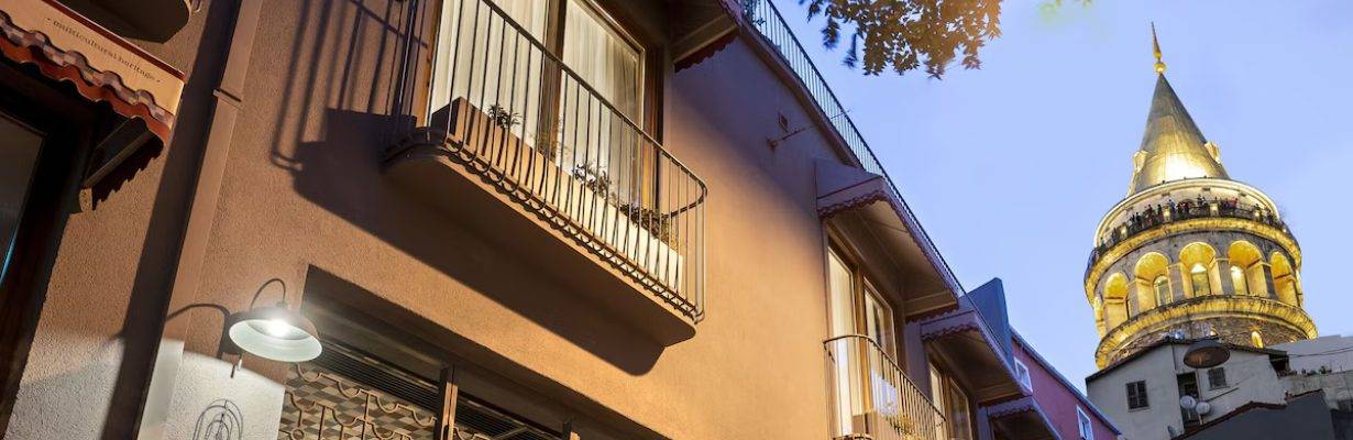 Ecole Pierre St Hotel