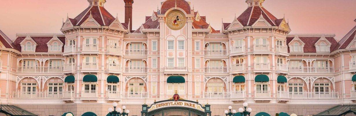 Disneyland Paris vai celebrar a reabertura da Catedral de Notre Dame