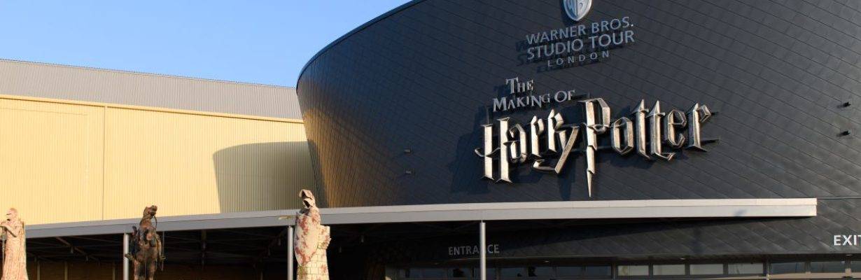 Warner Bros. Studio Tour - The Making Of Harry Potter