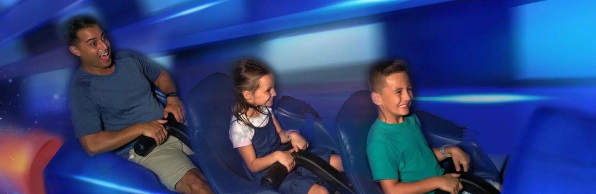 A icônica Space Mountain celebra 50 anos