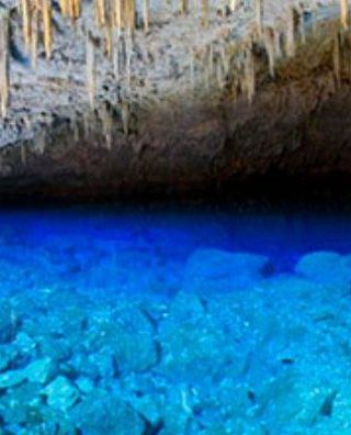Gruta do Lago Azul