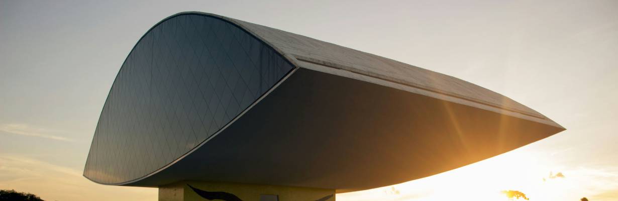 Museu Oscar Niemeyer - MON