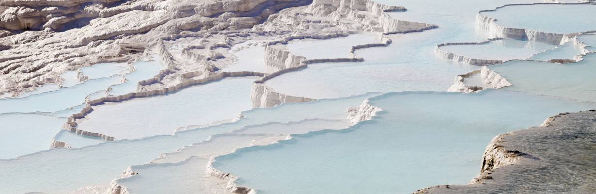 Pamukkale na Turquia: guia com dicas para sua viagem em 2025