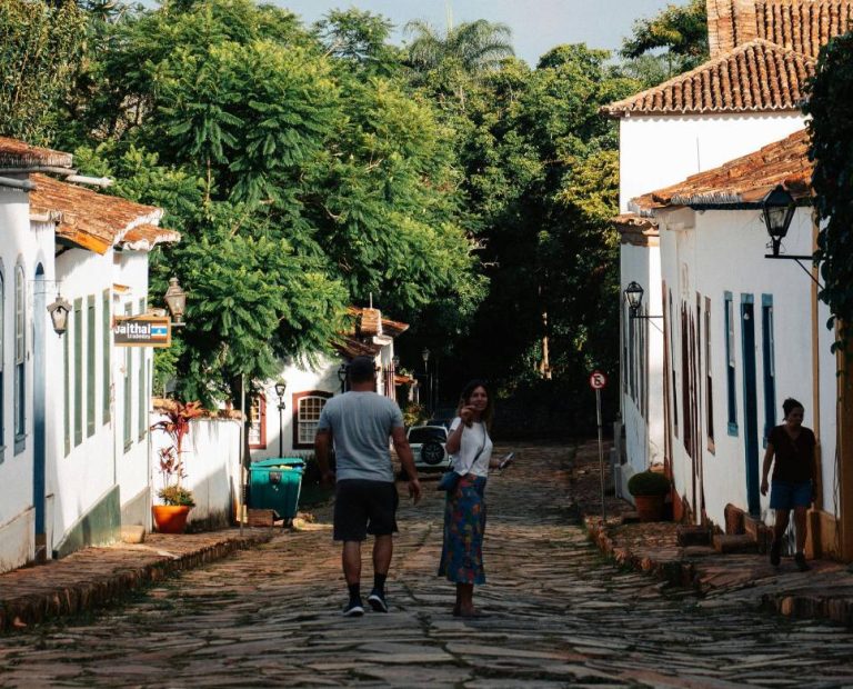 Festival Vinho e Jazz 2025 em Tiradentes: música ao vivo e vinhos premiados na cidade histórica