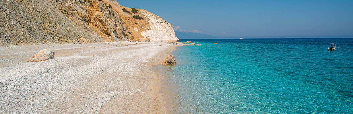 5 praias escondidas na Grécia para fugir das multidões