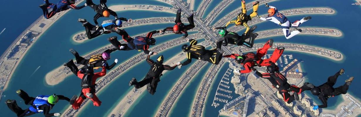 Vamos pular de paraquedas em Dubai? Tudo o que você precisa saber