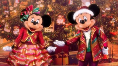 O Walt Disney World Resort anunciou as datas e atrações da temporada de fim de ano. A programação inclui a Mickey’s Very Merry Christmas Party, a Disney Jollywood Nights e diversas experiências temáticas com desfiles, shows, fogos de artifício, personagens e decoração especial nos parques da Flórida.