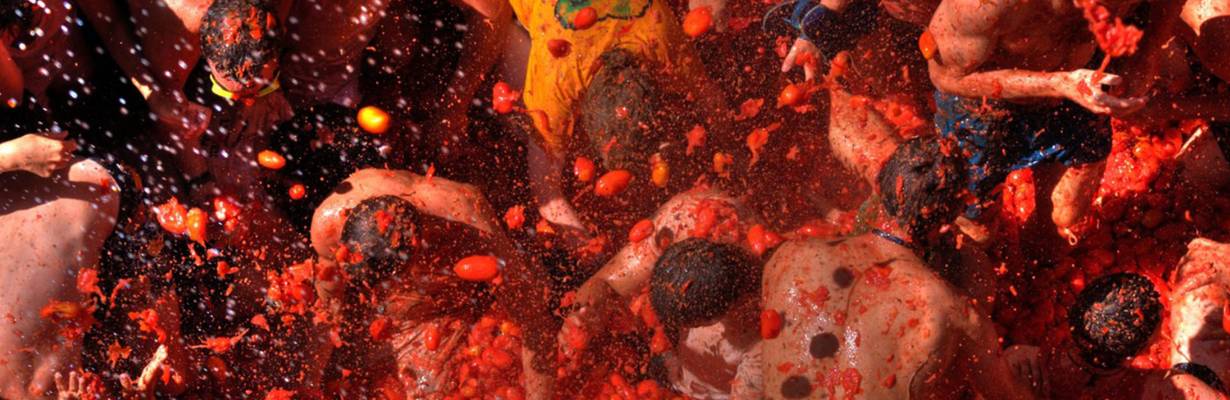 La Tomatina 2025: tudo sobre a batalha de tomates mais famosa da Espanha