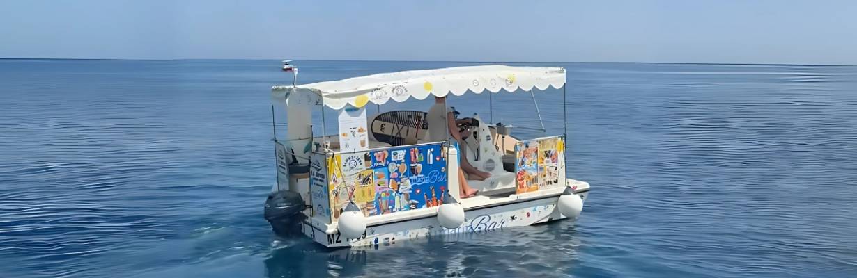 Já imaginou tomar sorvete no mar? Na Sicília, isso é possível!