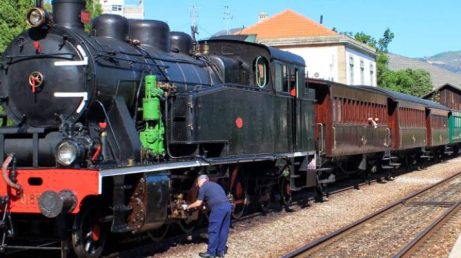 Linha do Douro: conheça o passeio de trem mais bonito de Portugal
