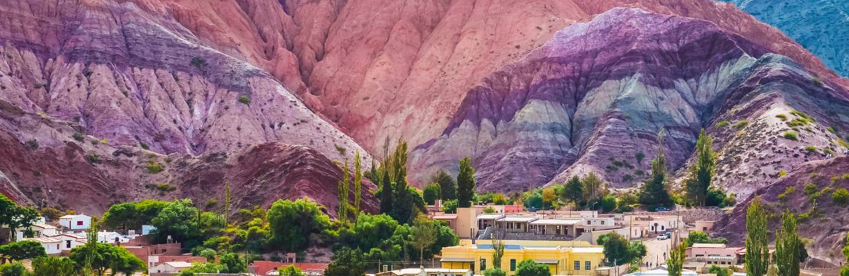 Purmamarca: o vilarejo argentino que parece saído de um filme
