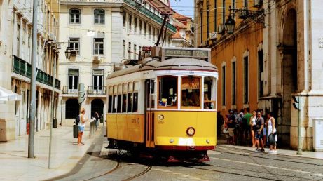 Lisboa é eleita o destino de férias mais feliz do mundo, supera Orlando e Disneyland