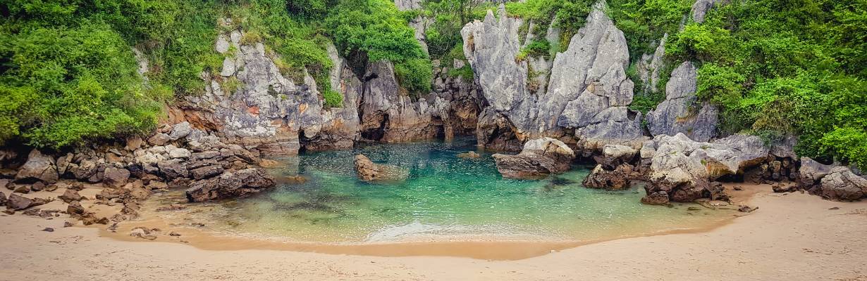 Tamanho não é documento: conheça as menores praias do mundo