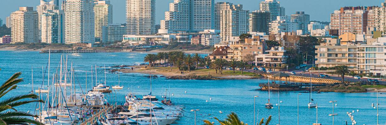 Viajar para o Uruguai fica mais barato: IVA 0%, descontos e novos voos diretos neste verão