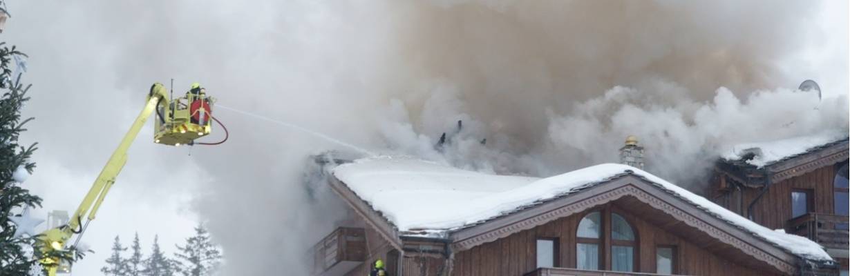 Incêndio nos Alpes: o primeiro hotel de Courchevel pegou fogo