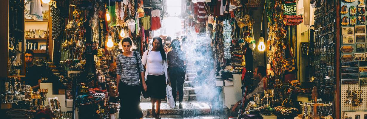 Compras em Israel: 5 produtos locais que valem espaço na mala