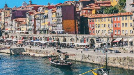 Porto como um local: café, vinhos e vistas que encantam
