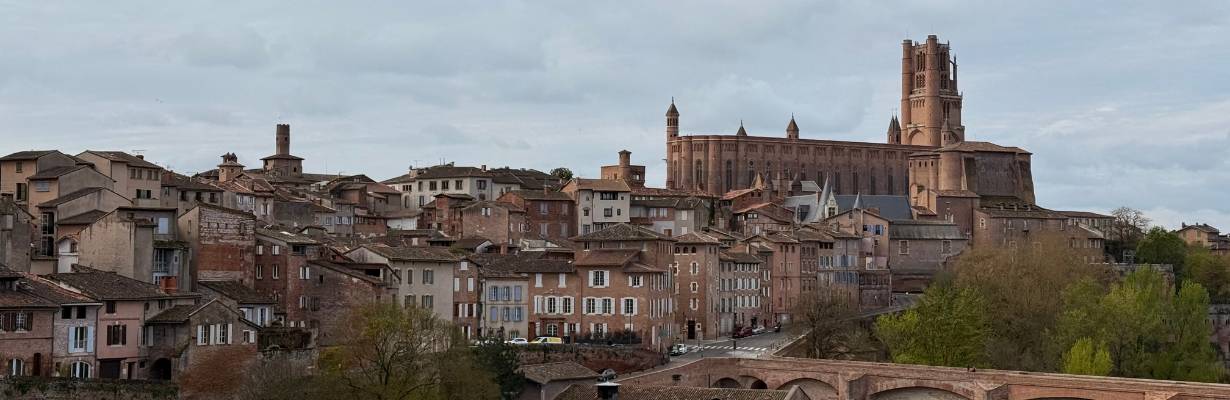 O que Albi esconde por trás dessa cidade calma e silenciosa?