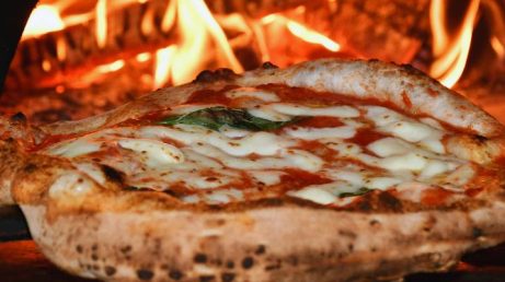 Brasil lidera o 50 Top Pizza 2026 e coloca 22 pizzarias entre as melhores da América Latina. Veja o ranking completo e os destaques!