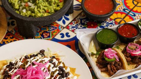 Da culinária mexicana contemporânea à street food e pizza americana, descubra restaurantes que valem seu tempo e dinheiro.