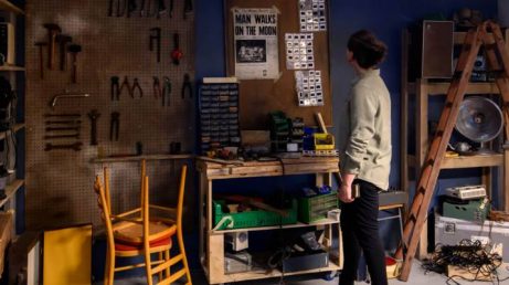 Para celebrar 50 anos da Apple, um dos maiores museus dedicados à marca é inaugurado nos Países Baixos com peças raras e experiências imersivas.