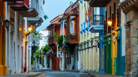 A Colômbia passou a exigir seguro-viagem obrigatório para turistas estrangeiros, incluindo brasileiros. A nova regra já está em vigor e muda o planejamento de quem pretende visitar o país. 