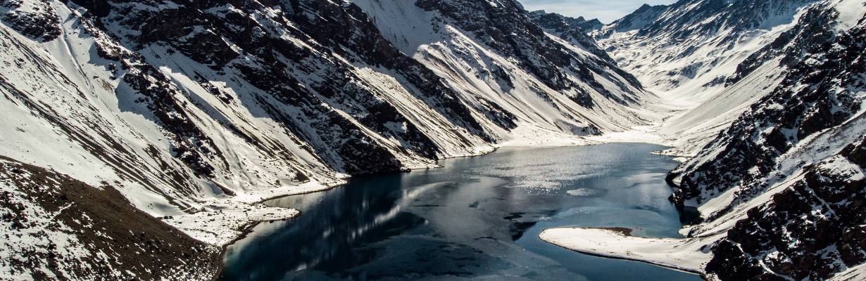 Laguna del Inca: guia completo para conhecer um dos lugares mais bonitos do Chile