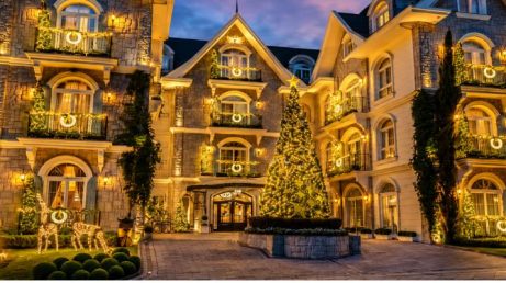 Todos os holofotes estão direcionados ao Hotel Colline de France, em Gramado.
