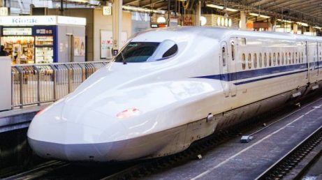 Japão terá trem-bala noturno entre Tóquio e Osaka em agosto. Saiba horários, preço e como será a viagem inédita.