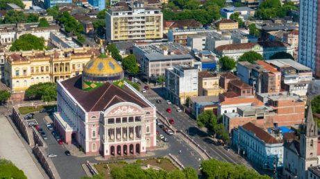 O Teatro Amazonas, em Manaus, e o Theatro da Paz, em Belém, integram a candidatura “Teatros da Amazônia” à Lista do Patrimônio Mundial da Unesco. Os edifícios históricos, construídos durante o período de prosperidade do ciclo da borracha, podem ganhar reconhecimento internacional.