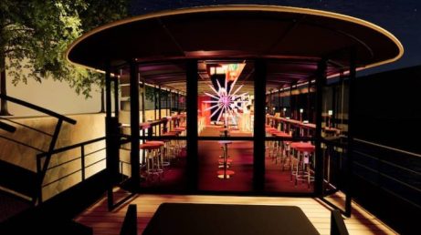 O Nanna, novo bar literário de Paris, funciona em uma embarcação no rio Sena e reúne biblioteca com cerca de 5 mil livros, bares, eventos culturais e vista para a Catedral de Notre-Dame. O espaço permite que visitantes levem livros para casa e reforça a tradição literária da capital francesa.