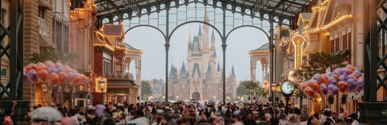 Tokyo Disneyland terá novas atrações na Tomorrowland a partir de 2027