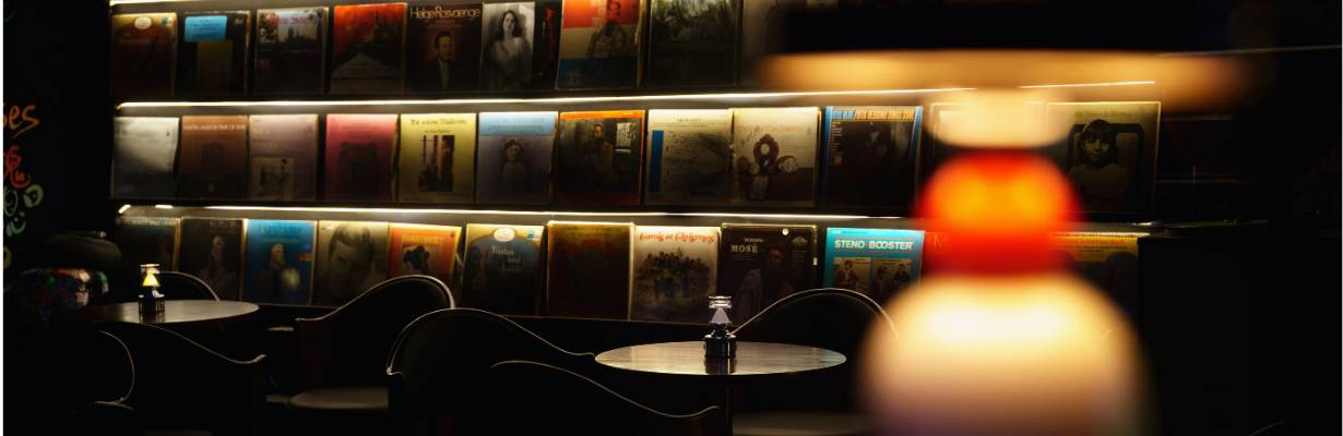 Nami Record Bar