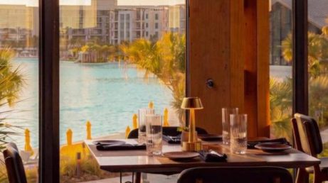 O evento acontece de 14 de agosto a 30 de setembro e inclui restaurantes reconhecidos pelo Guia Michelin.
