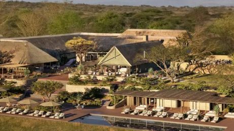 O Club Med South Africa Beach & Safari marca a chegada da rede à África do Sul com uma proposta inédita: combinar hospedagem à beira do Oceano Índico com uma experiência de safári em uma reserva privada de 18 mil hectares.