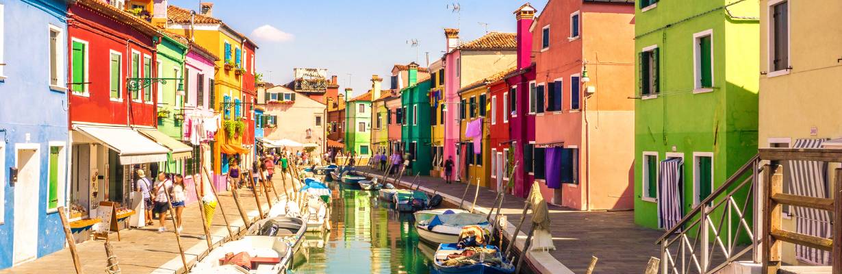 Visitar Veneza sem se hospedar na cidade pode ficar mais caro