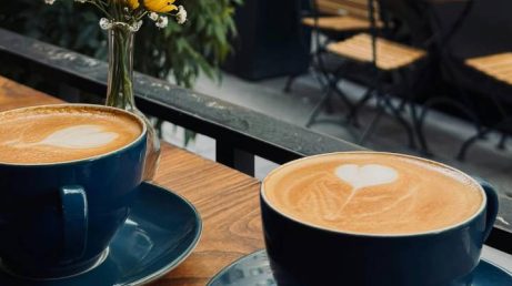 O Brasil conquistou 12 posições no ranking The South America’s 100 Best Coffee Shops 2026. A Lucca Cafés Especiais, de Curitiba, foi a brasileira mais bem colocada, na 4ª posição geral.