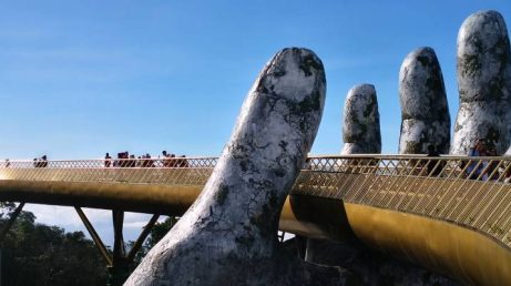 Com conexões no Oriente Médio, na Europa e na Ásia, brasileiros podem desembarcar em Hanói, Ho Chi Minh ou Da Nang, conforme o roteiro. 