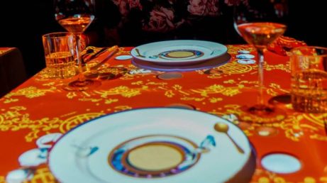 O Hilton Barra Rio de Janeiro recebe o Le Petit Chef a partir de 8 de outubro. A experiência combina projeções em 3D, narrativa interativa e gastronomia, com quatro opções de menu e sessões de quinta-feira a domingo.