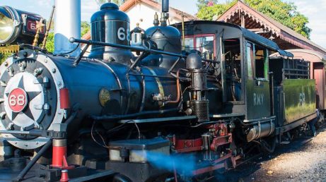 O passeio de trem entre São João del-Rei e Tiradentes é uma experiência tradicional em Minas Gerais. Confira meu relato, os valores dos bilhetes, as opções de meia-entrada e as principais informações para planejar a viagem.